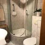 Moderne Vollmoeblierte *