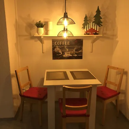 Апартаменты Moderne Vollmoeblierte Цвиккау