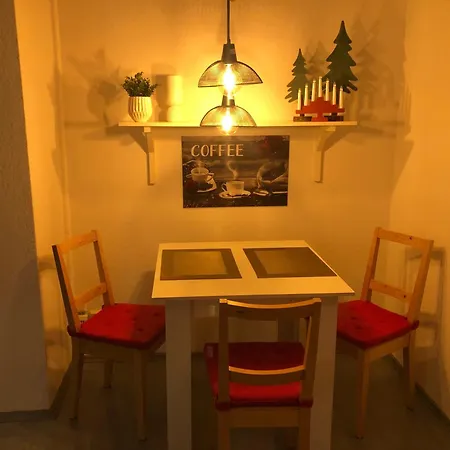 Moderne Vollmoeblierte *