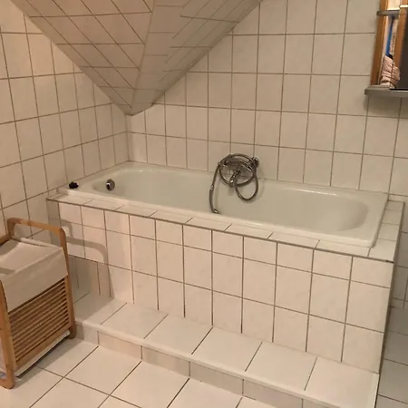 Moderne Vollmoeblierte *